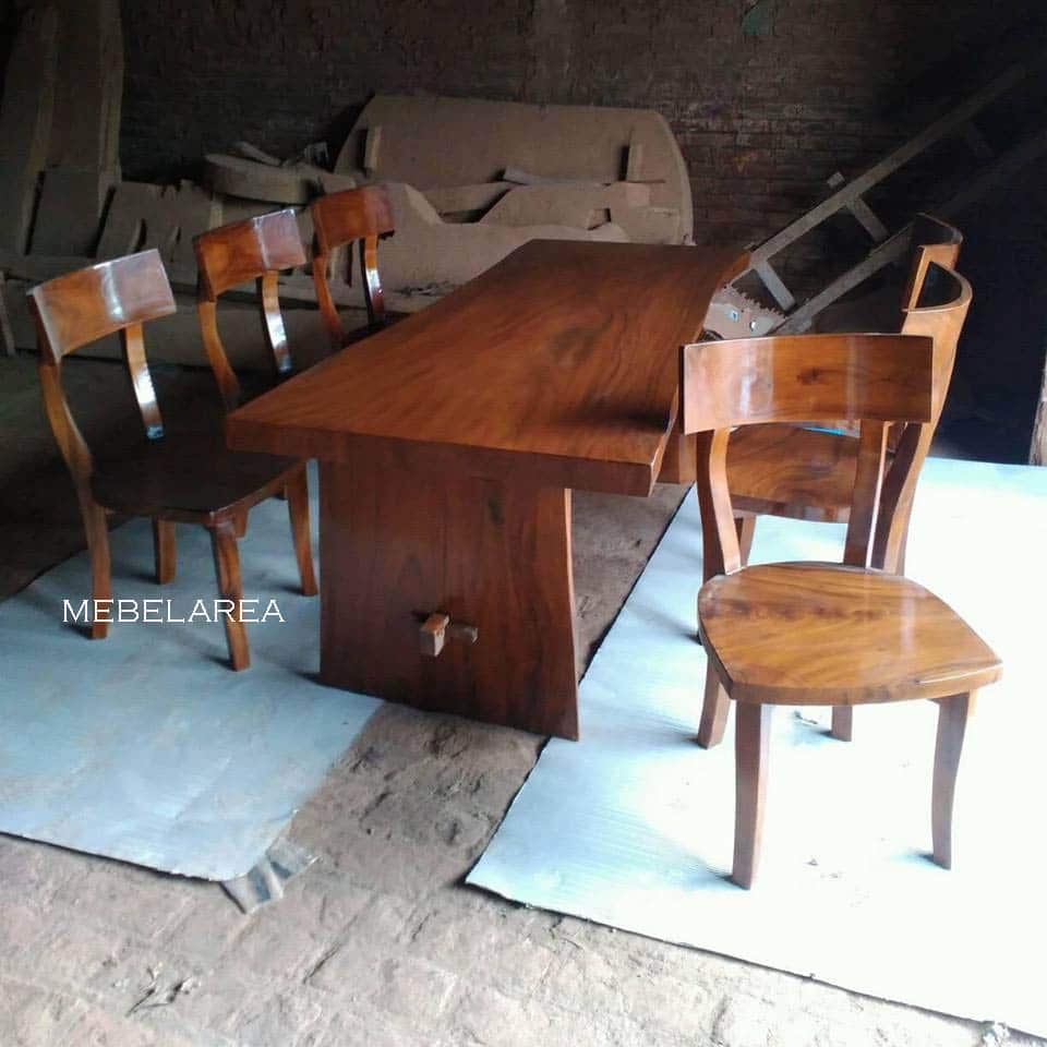 set meja makan antik trembesi