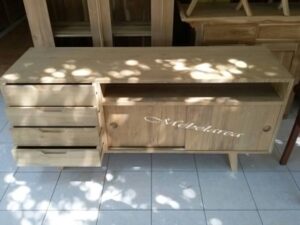 bufet-retro-minimalis-kayu-jati