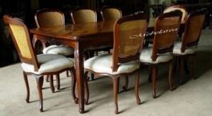 Set Meja Makan French