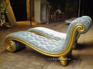 Sofa Malas Tampak Samping