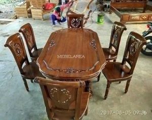 set-meja-makan-ganesa-gendong