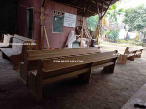 Jual Bangku Gereja Jati