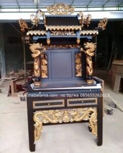 MEJA ALTAR SEMBAHYANG BUDHA UKIRAN RELIEF NAGA BAHAN KAYU JATI