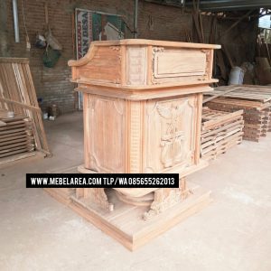 Mimbar Podium Gereja Katolik